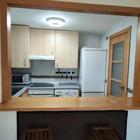 Coqueto Con Garaje En Conil