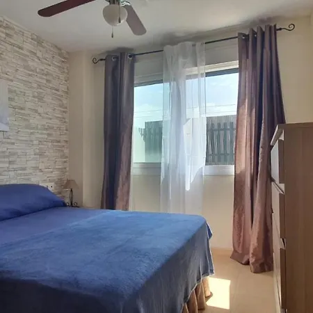 Coqueto Con Garaje En Conil *